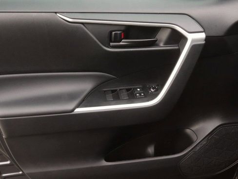 Used 2024 Toyota RAV4 LE image 10