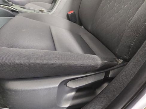 Used 2024 Toyota Corolla LE image 27