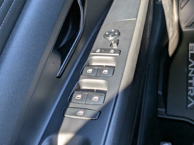 Certified 2026 Hyundai Elantra SEL Sport Premium FWD image 26