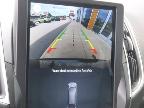 Used 2024 Ford Edge SEL image 25