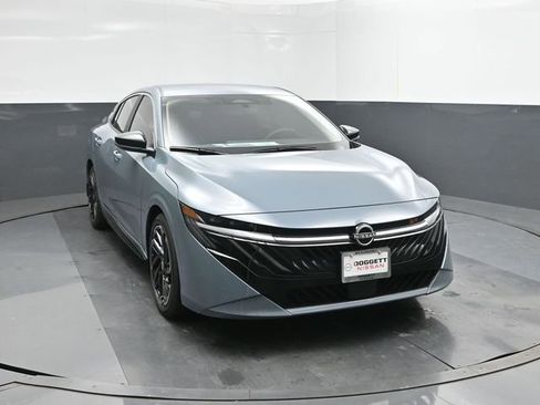 New 2026 Nissan Sentra SR w/ Floor Mat Package image 22