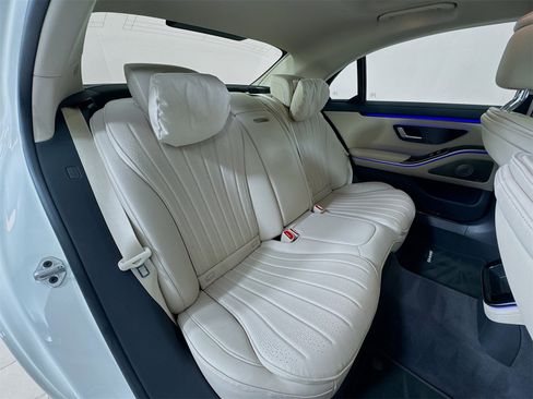 Used 2023 Mercedes-Benz S 500 S 500 image 26
