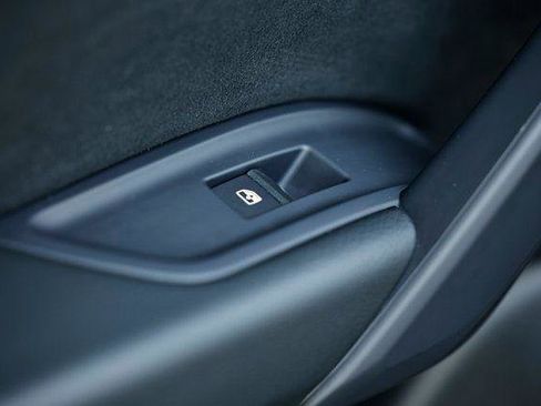 Certified 2024 Audi SQ5 Premium image 23