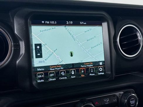 Used 2021 Jeep Wrangler Unlimited Sahara w/ Cold Weather Group AWD/4WD image 13