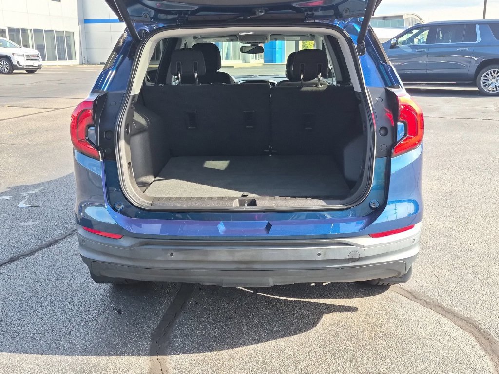 Used 2019 GMC Terrain SLE w/ Driver Convenience Package AWD/4WD image 31