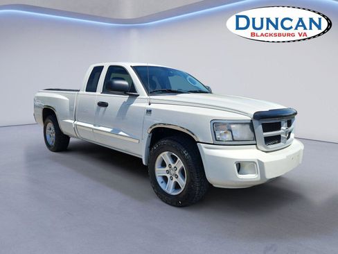Used 2009 Dodge Dakota Big Horn w/ Extra Security Group RWD image 1
