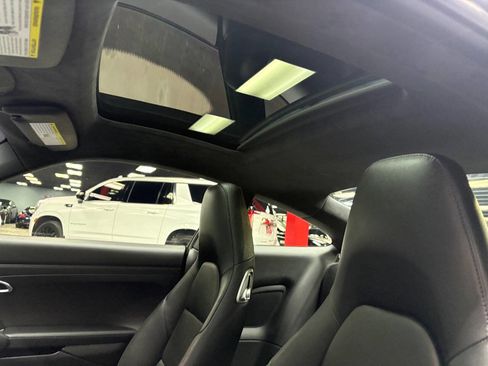 Used 2014 Porsche 911 Carrera image 46