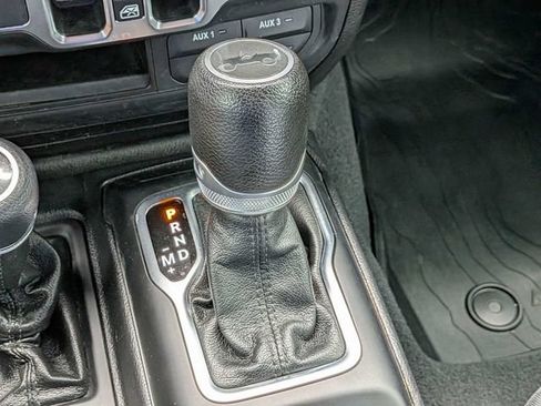 Used 2019 Jeep Wrangler Unlimited Sport S AWD/4WD image 22