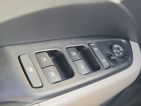 New 2026 Hyundai Venue SEL image 17