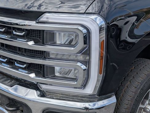 Certified 2025 Ford F350 Lariat AWD/4WD image 14