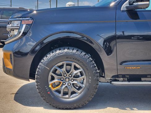 New 2027 Ford Expedition Tremor w/ Driver's Package AWD/4WD image 9