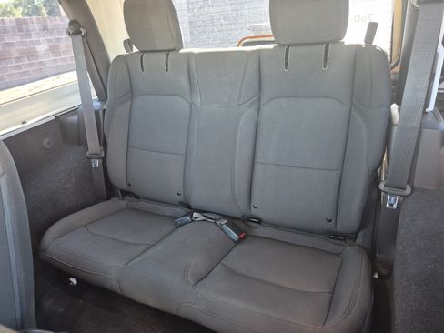 Used 2023 Jeep Wrangler Sport AWD/4WD image 17