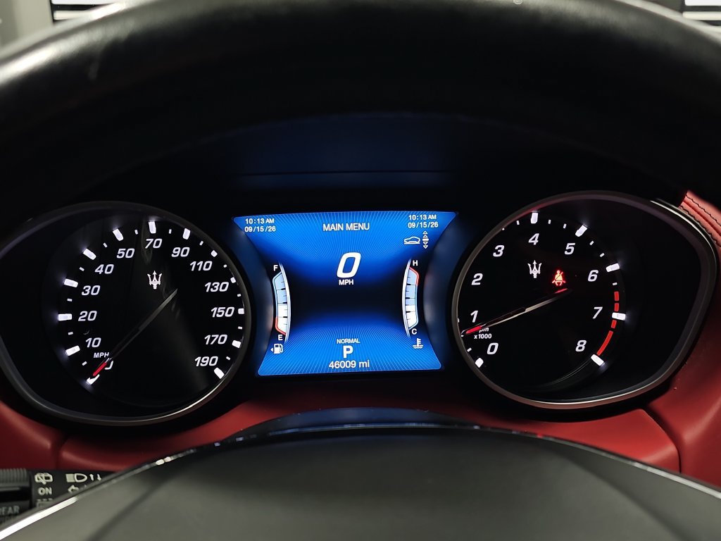 Used 2020 Maserati Levante AWD/4WD image 21
