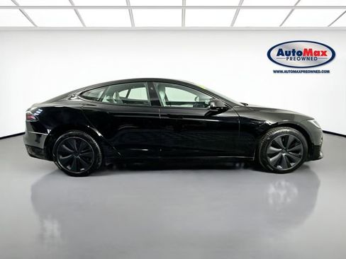 Used 2022 Tesla Model S image 8