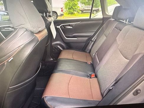 Used 2024 Toyota RAV4 XLE w/ Convenience Package FWD image 8