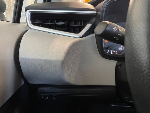 Used 2023 Toyota Corolla LE FWD image 13