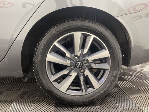 Used 2024 Nissan Versa SV image 28