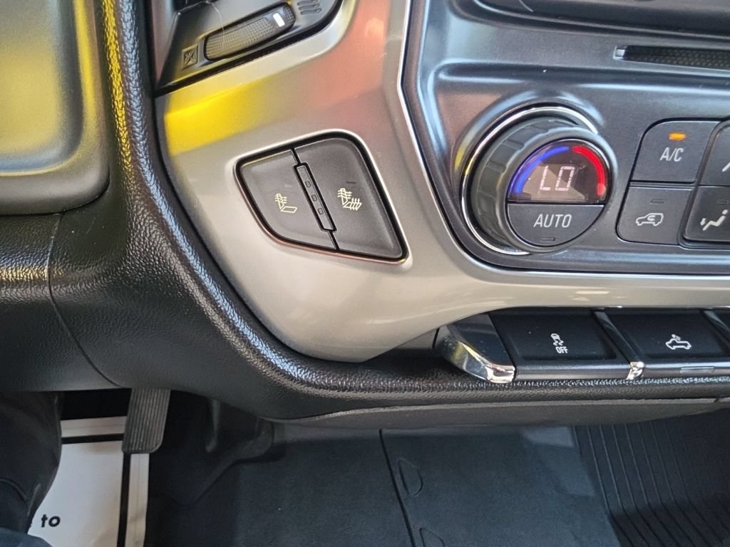 Used 2018 Chevrolet Silverado 1500 LT w/ All Star Edition AWD/4WD image 19