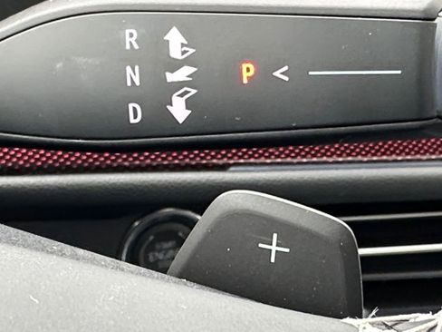 New 2026 Chevrolet Traverse Z71 w/ LPO, Floor Liner Package image 19