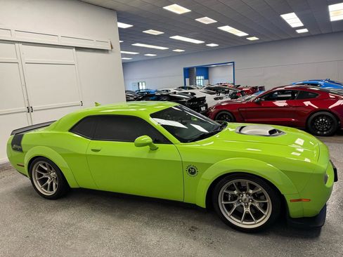Used 2023 Dodge Challenger R/T Scat Pack RWD image 5