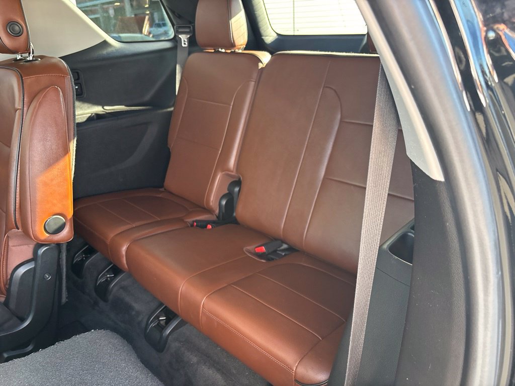 Used 2018 Chevrolet Traverse High Country AWD/4WD image 15