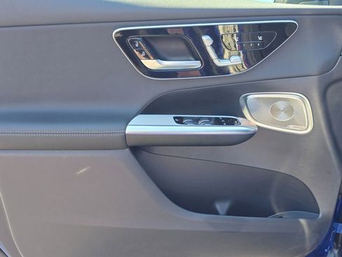 Used 2026 Mercedes-Benz GLC 300 4MATIC image 35
