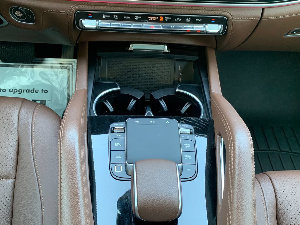 Used 2025 Mercedes-Benz GLE 350 4MATIC image 19