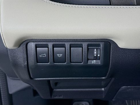 New 2026 Subaru Ascent Limited image 10