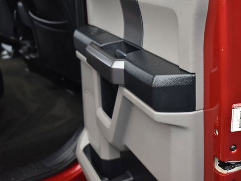 Used 2020 Ford F150 XLT w/ Equipment Group 302A Luxury image 15