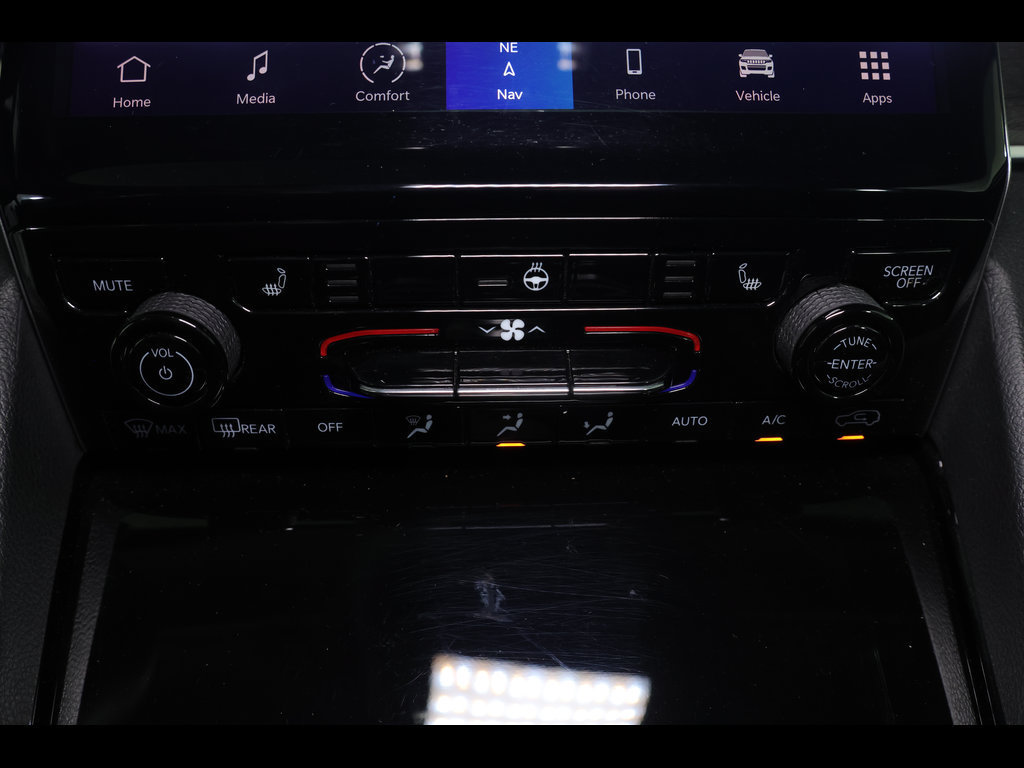 Used 2023 Jeep Grand Cherokee L Limited AWD/4WD image 29