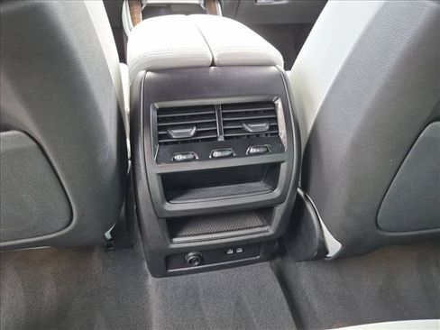 Used 2026 BMW X5 xDrive40i AWD/4WD image 17