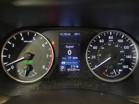 Used 2024 Nissan Sentra S FWD image 23