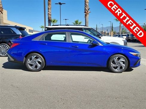 Certified 2025 Hyundai Elantra SEL image 25