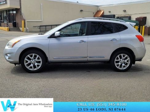 Used 2011 Nissan Rogue SV w/ SL Pkg image 8
