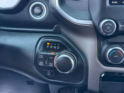 Used 2019 RAM 1500 Big Horn AWD/4WD image 17