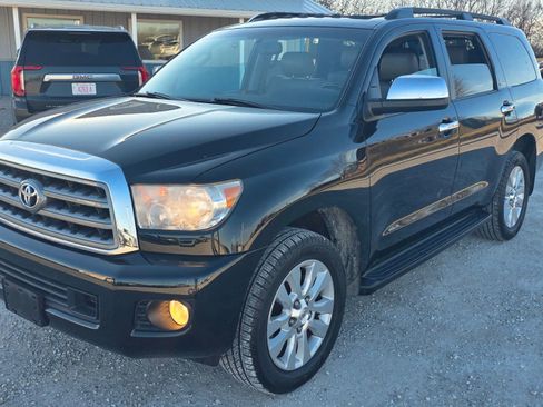 Used 2014 Toyota Sequoia Platinum image 7