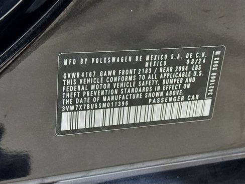 Used 2025 Volkswagen Jetta SE FWD image 28
