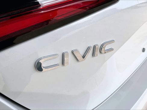 Certified 2025 Honda Civic Sport Touring image 30