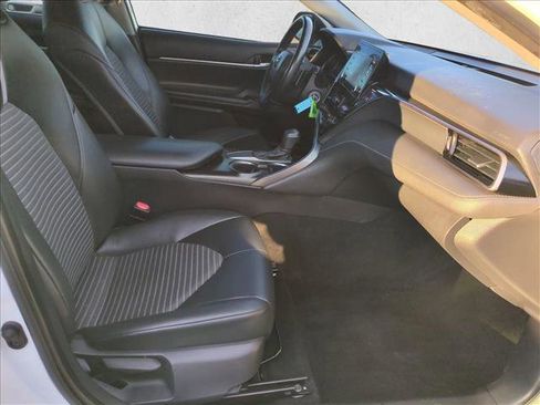 Used 2021 Toyota Camry SE image 21