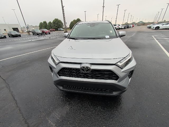 Used 2025 Toyota RAV4 XLE w/ Convenience Package FWD image 15