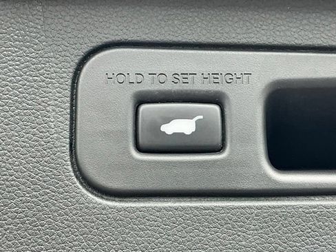Used 2024 Honda Pilot EX-L image 24