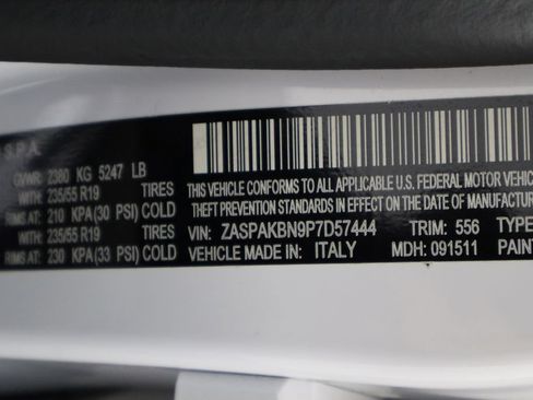 Used 2023 Alfa Romeo Stelvio Ti AWD/4WD image 43