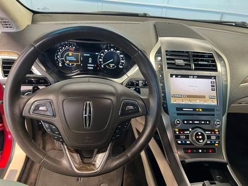 Used 2017 Lincoln MKZ Select w/ Select Plus Package image 8