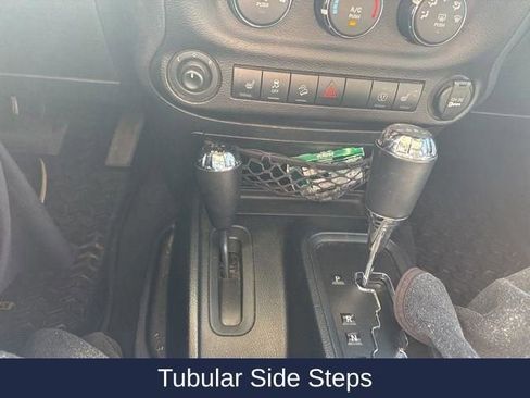 Used 2018 Jeep Wrangler Unlimited Sport S image 19