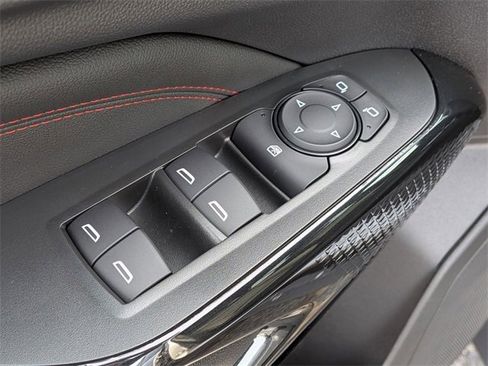 New 2026 Chevrolet Trax RS w/ Sunroof Package image 13