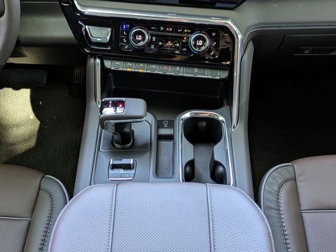 New 2026 GMC Sierra 1500 Denali AWD/4WD image 19