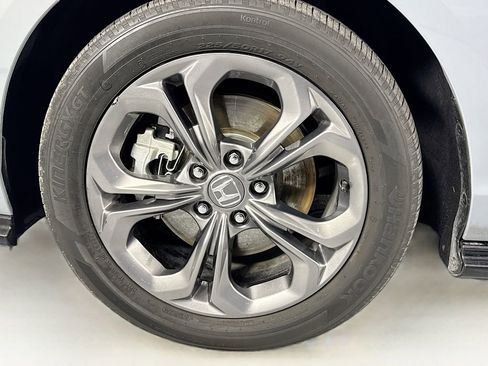 Certified 2023 Honda Accord EX-L image 42