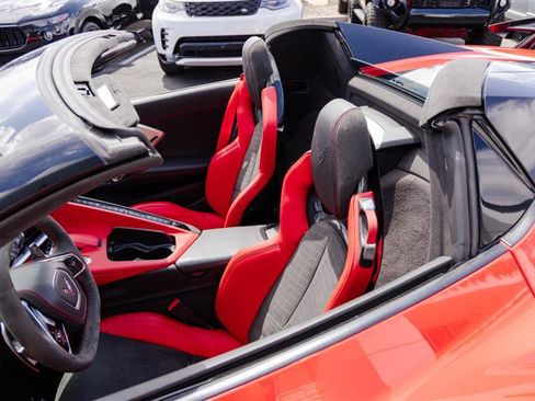 Used 2023 Chevrolet Corvette Stingray Premium Conv w/ Z51 Performance Package RWD image 42