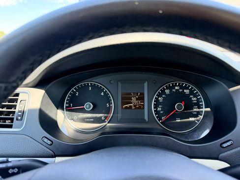 Used 2013 Volkswagen Jetta TDI FWD image 16