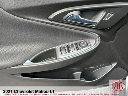Used 2021 Chevrolet Malibu LT image 12